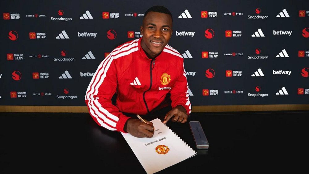 Man United präsentiert neuen kolumbianischen Teenager Orozco, während ein Exodus aus der Akademie droht