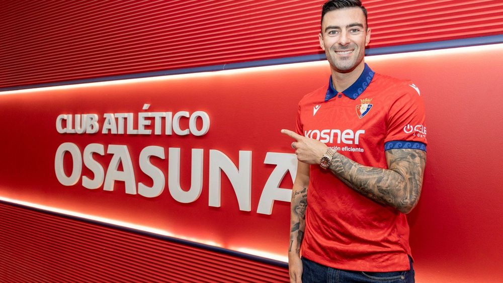 Osasuna ficha a Diego Rico y sorprende a los aficionados con el fichaje de Yeboah