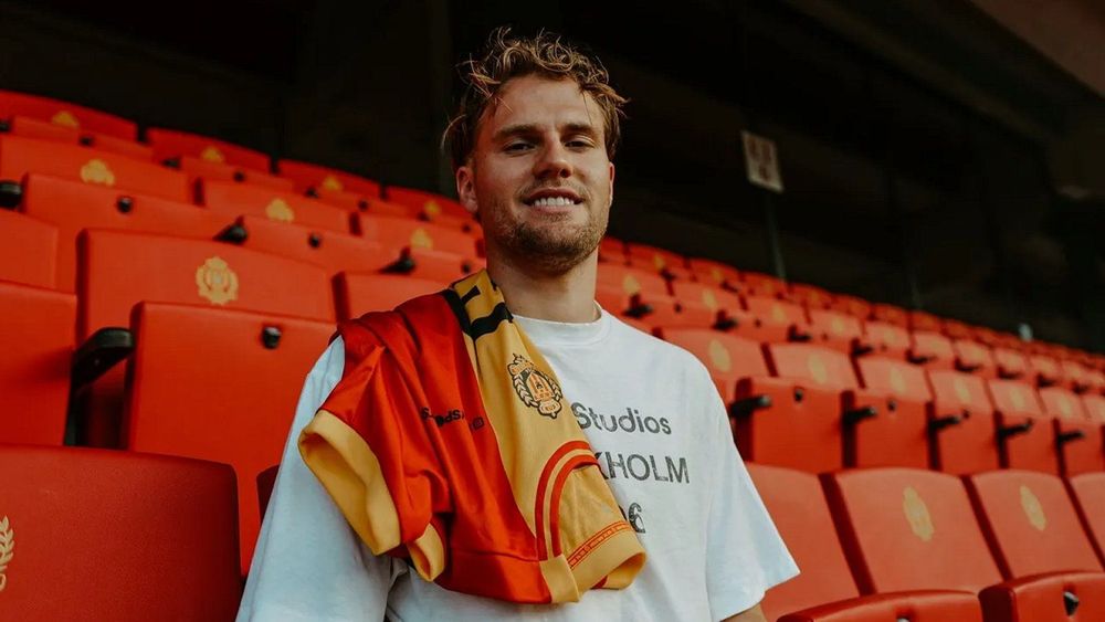 Le défenseur de Sunderland Hjelde finalise son transfert à KV Mechelen