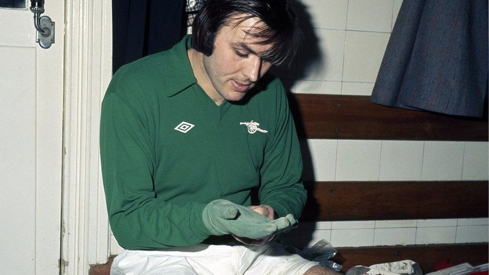 Jimmy Rimmer, ehemaliger Torwart von Aston Villa und Man United, verstorben