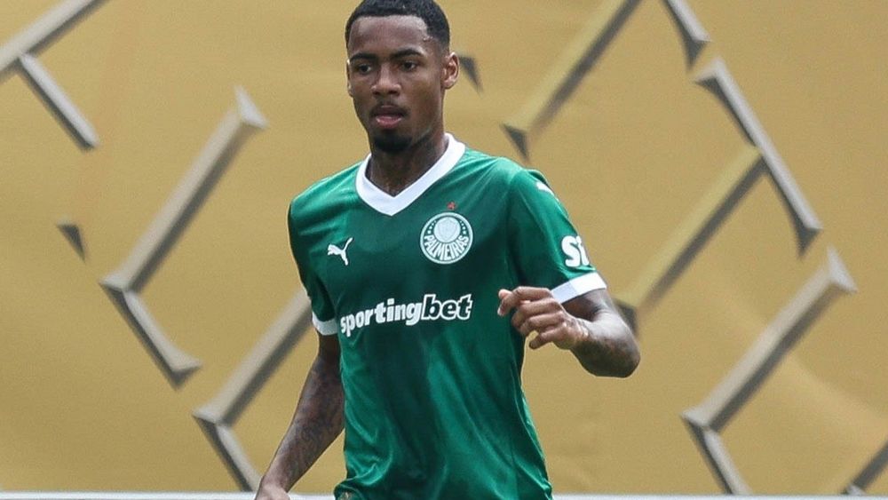 Man City close in on Allan Elias as Savinho replacement