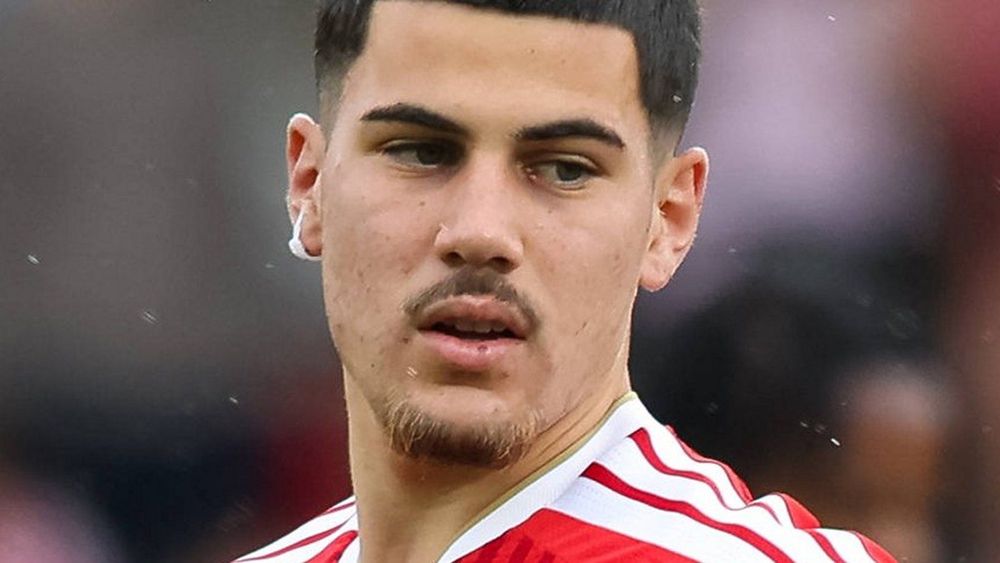 Bayern gibt Felipe Chavez einen neuen Vertrag und verleiht ihn für die Saison an den FC Magdeburg