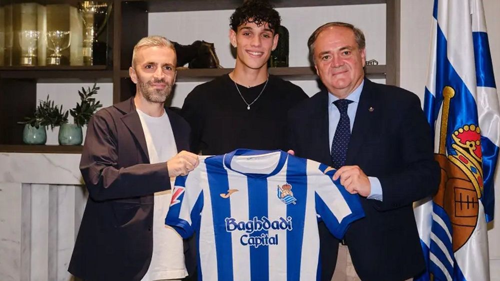 Real Sociedad complete Héctor Fort signing from Barcelona