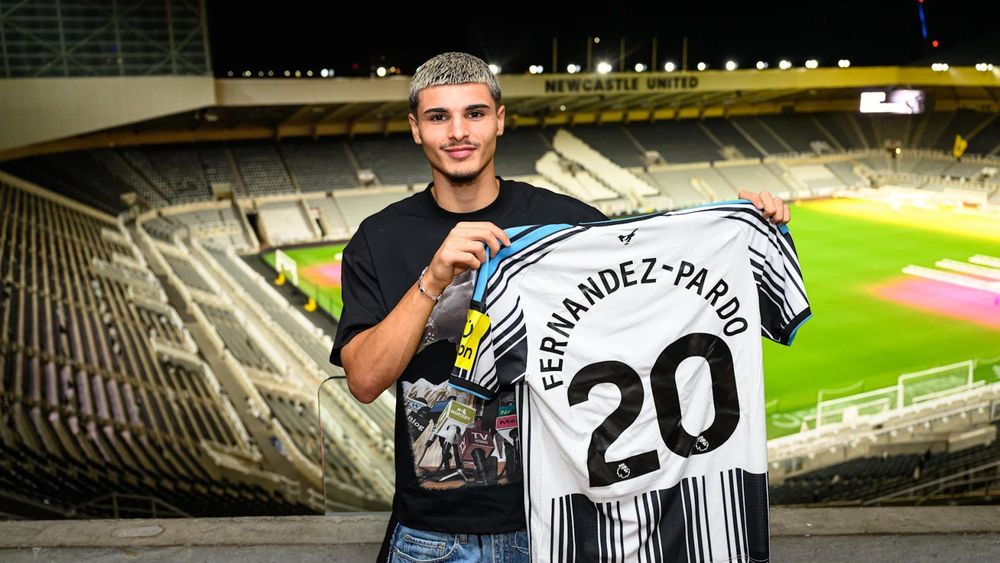 Newcastle complete signing of Matias Fernandez-Pardo