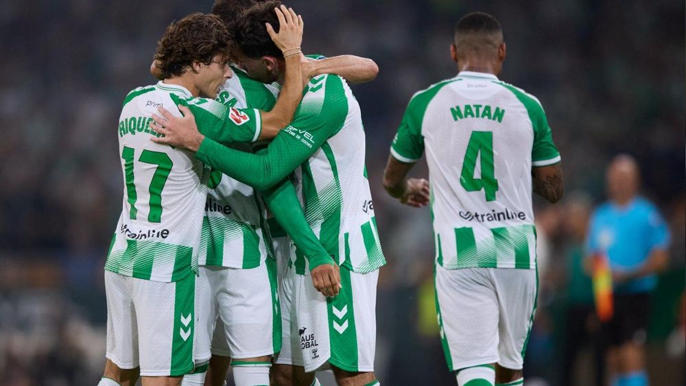 Bartra révèle le positionnement calculé pour l'arrêt du penalty de Mbappé par le gardien de Betis, Valles