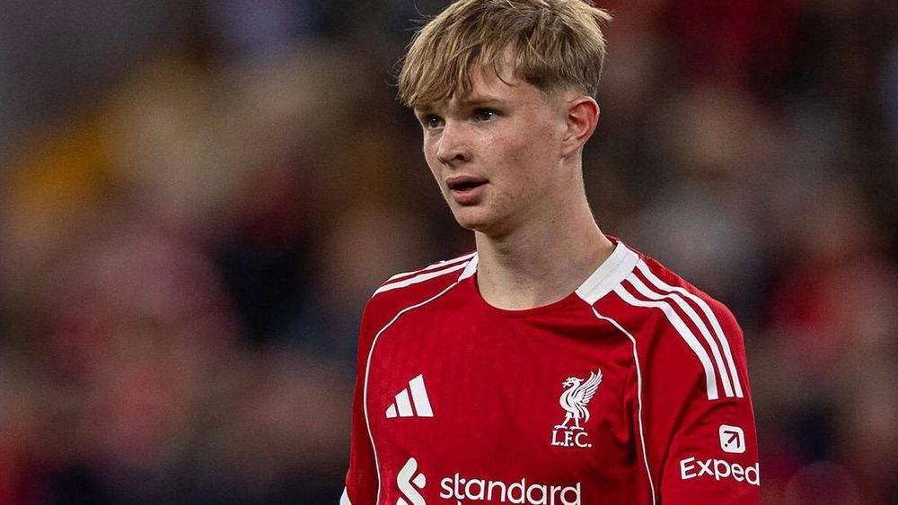 Will Wright continua a impressionar enquanto jovem do Liverpool busca oportunidade no time principal