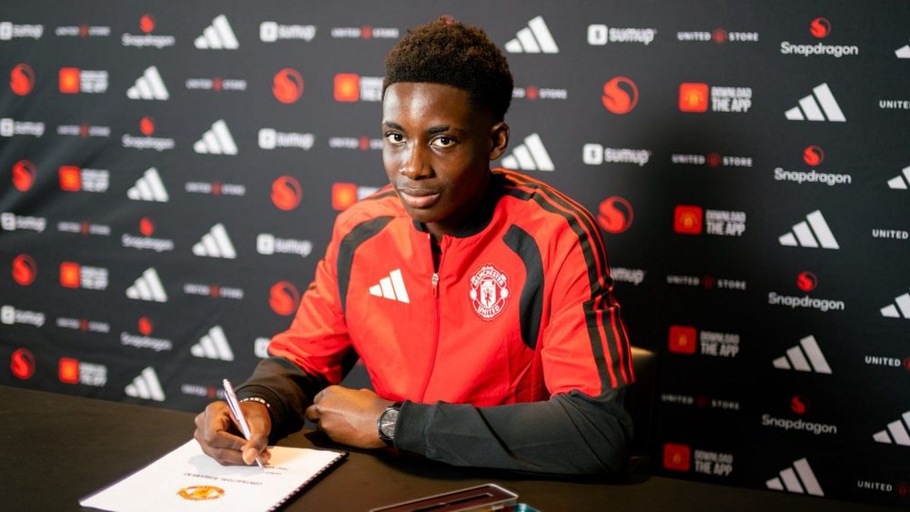 Man United verpflichtet den 16-jährigen City-Akademie-Talent David Eze