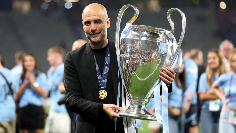 Pep Guardiola sends message of support to Man City