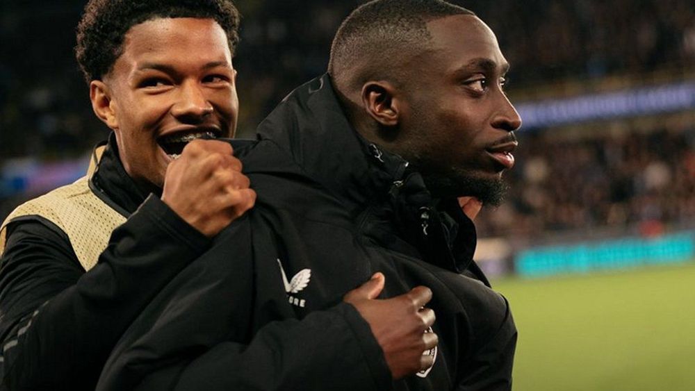 El extremo de Club Brugge, Carlos Forbs, atrae el interés de Man United y Tottenham