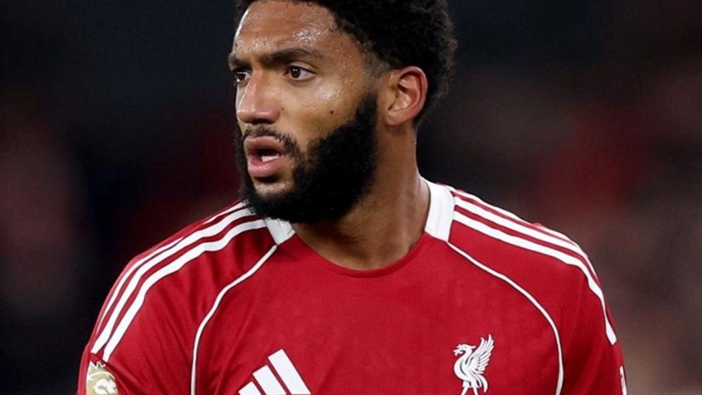 Gomez delivers for Liverpool as Chelsea crumble in shoot-out