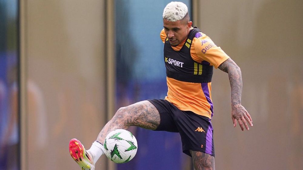 Barcelona eye Dodô as Fiorentina prepare for his departure