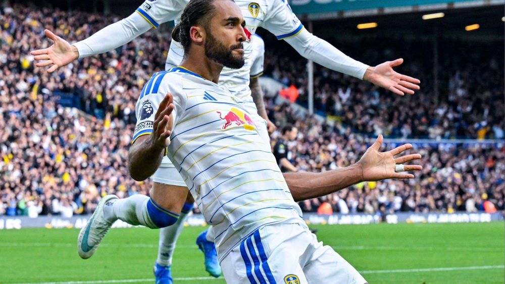 Man United consider surprise January move for Leeds striker Dominic Calvert-Lewin