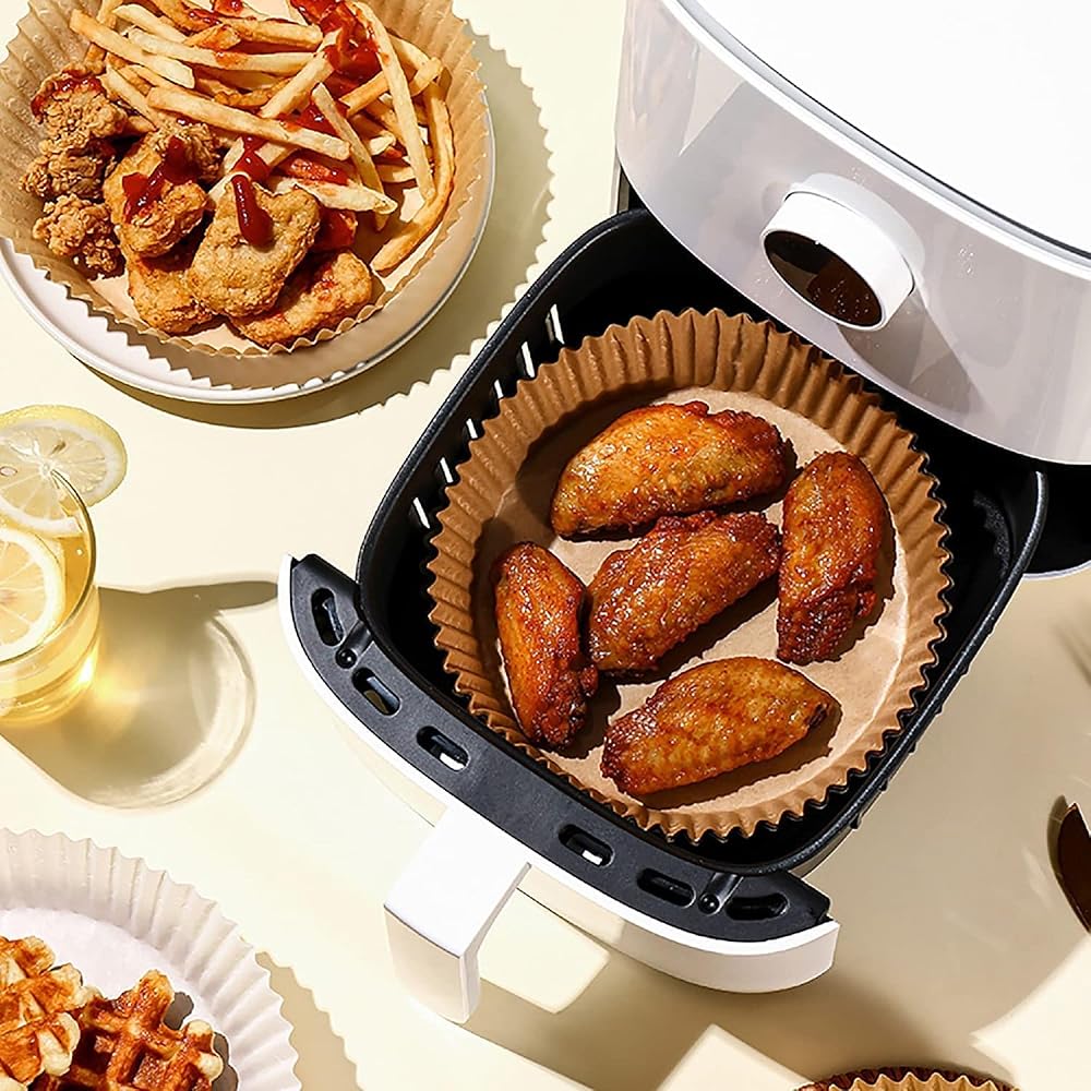 100Pcs Air Fryer Paper Liners Round Disposable Baking Paper Sheets with Fluted Edges for Air Fryer Basket Cooking Baking Frying Use image 8