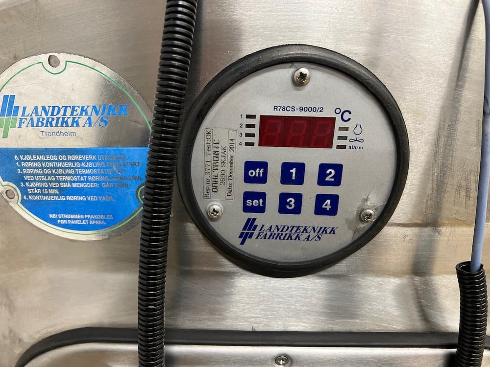 Milk tank