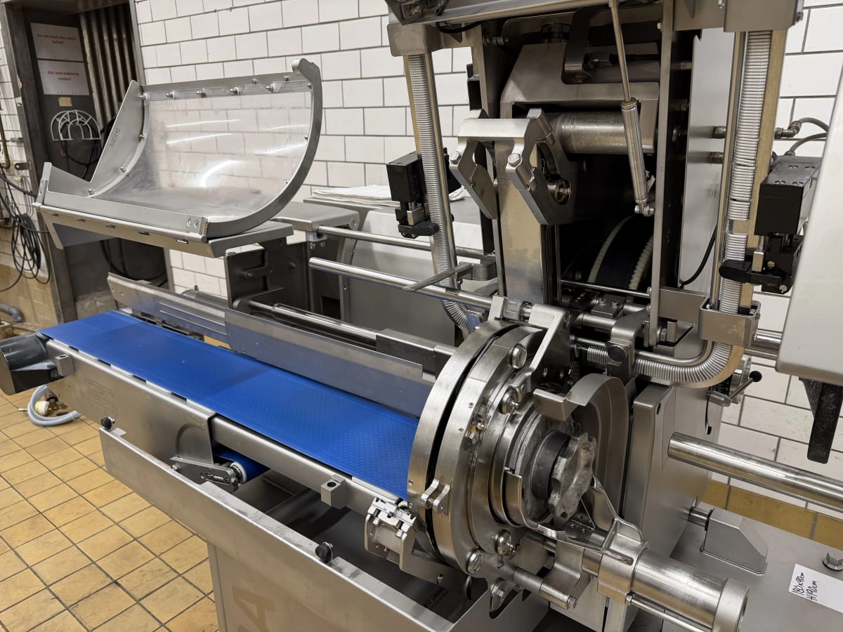 POLY-CLIP ICA 8700