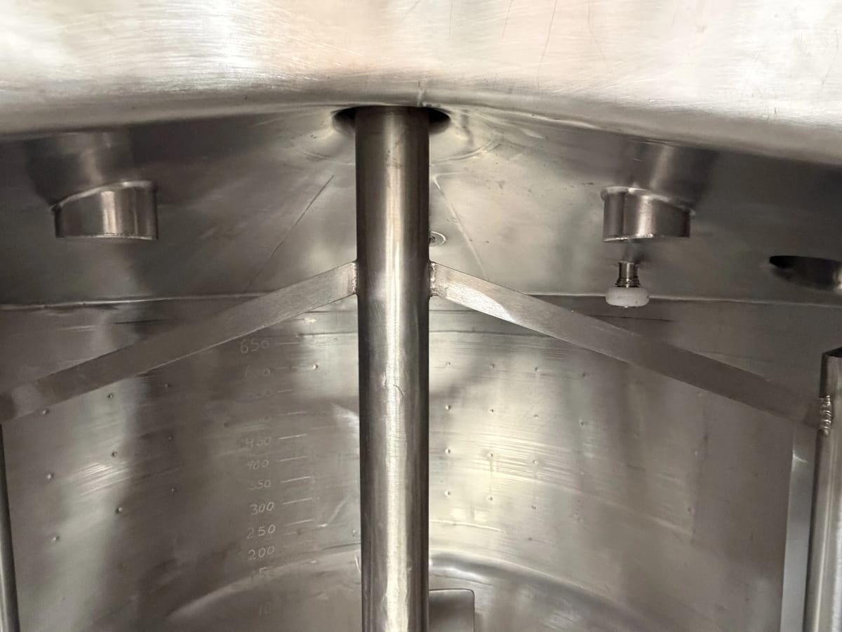 Cuve sous pression à double enveloppe