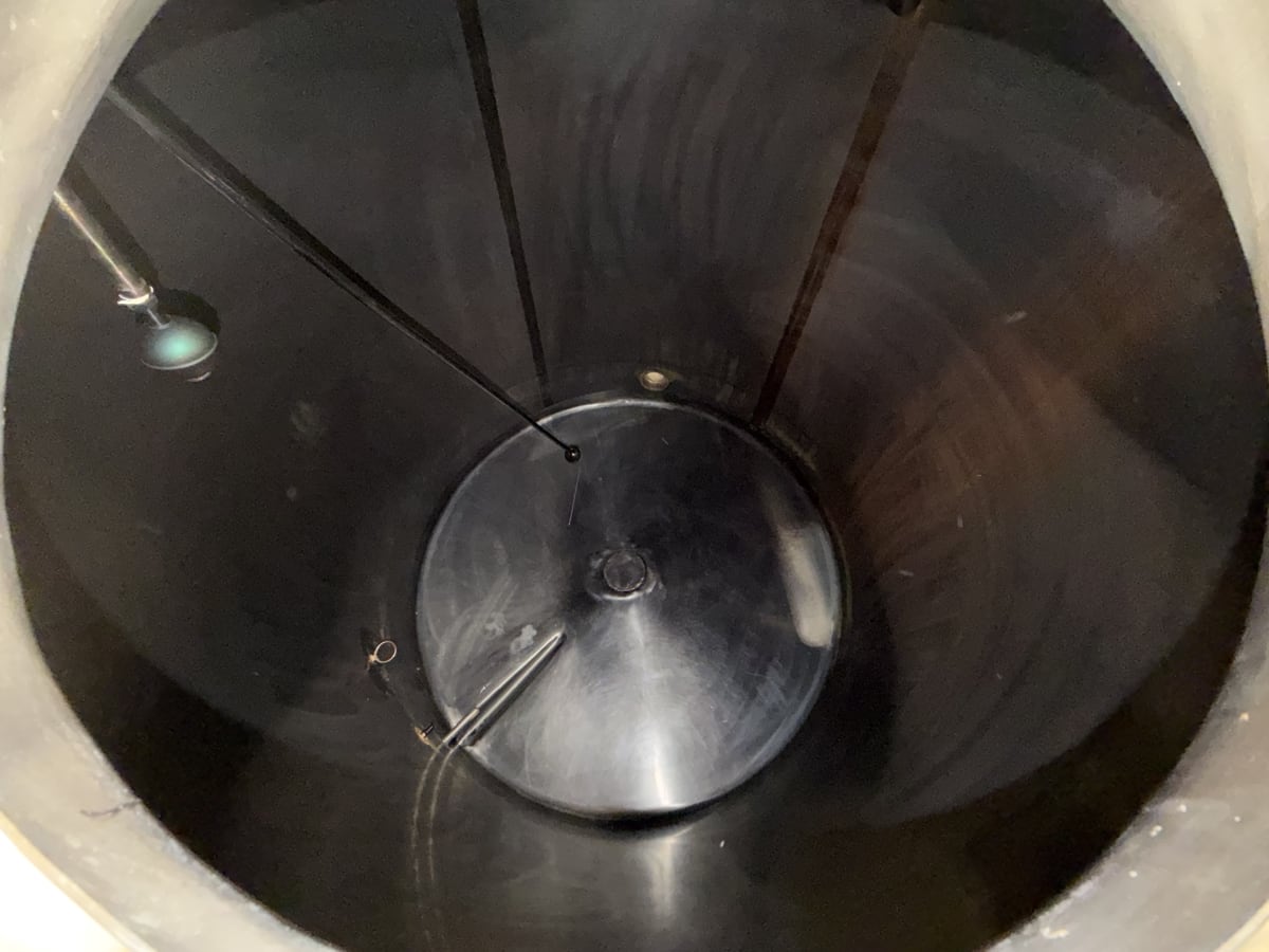 1500 LIT DOUBLE JACKED TANK