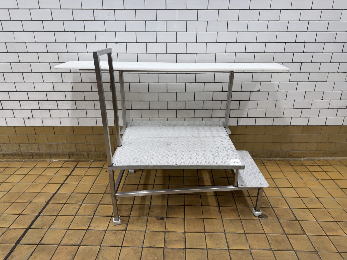 STAINLEES STEEL PLATFORM