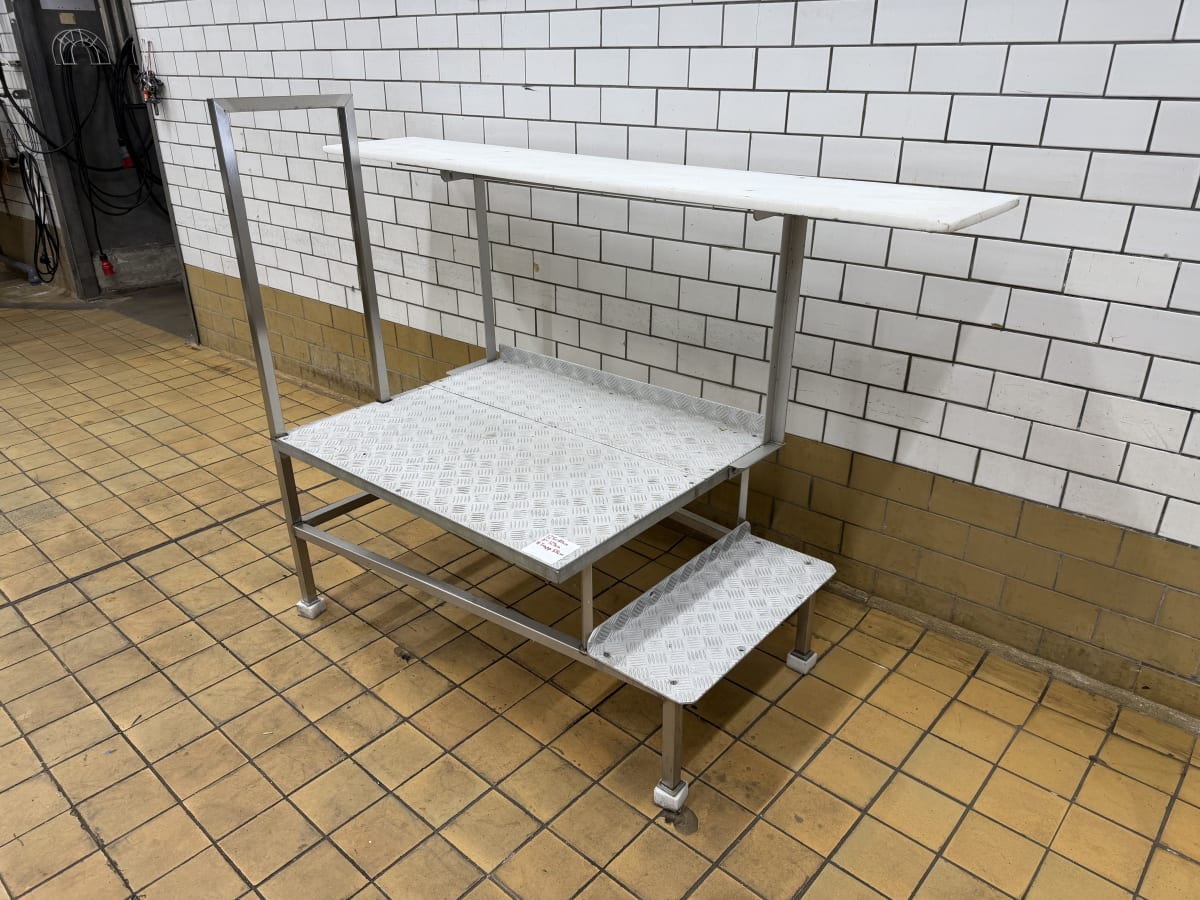 STAINLEES STEEL PLATFORM