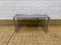 STAINLESS STEEL TABLE