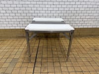 CUTTING TABLE