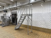 STAIR / PLATFORM