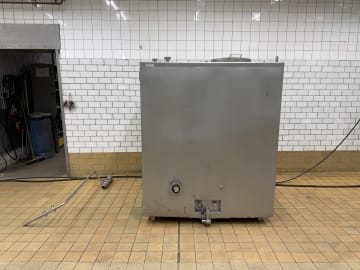 3000 LIT STORAGE TANK