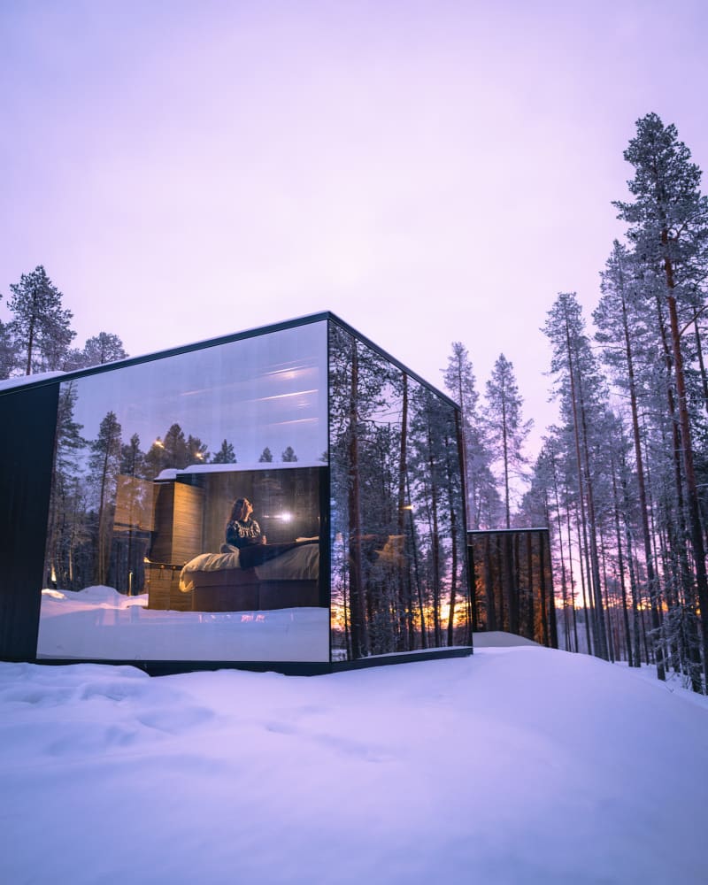 Luxury Glass Igloo Suite Interior with Glass Ceiling - Levi Finland