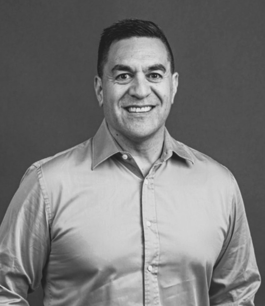 Dr. Julian Wilcox