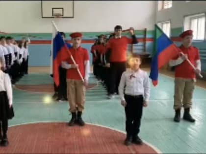 В Новолакском районе активно проходят акции в поддержку ВС РФ
