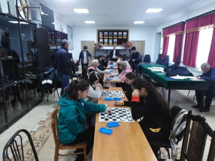 В Табасаранском районе прошел турнир по русским шашкам среди школьников