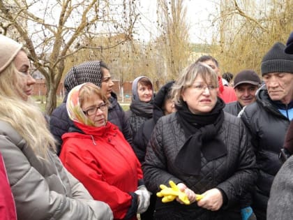 Ризван Газимагомедов встретился с жильцами дома № 16в по улице Габитова
