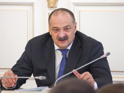 В Дагестане сироте-участнику СВО помогли в решении квартирного вопроса