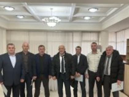 Обсуждение местного самоуправления в Дахадаевском районе