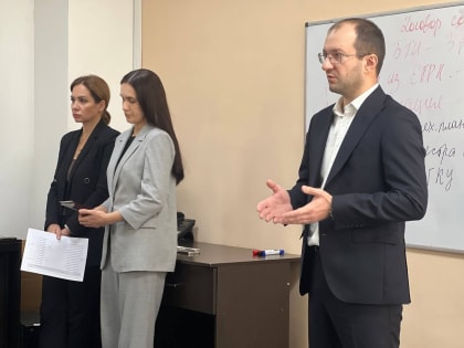 Новые сотрудники МФЦ получают удостоверения о повышении квалификации