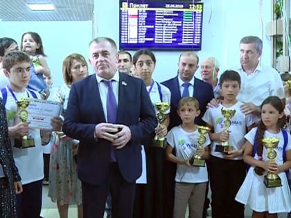 В Махачкале встретили чемпионов мира по ментальной арифметике
