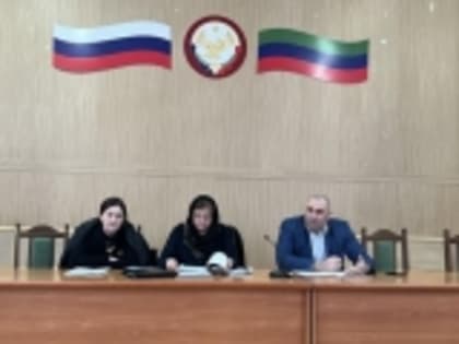 Вопросы проведения иммунизации против полиомиелита обсудили в Новолакском районе