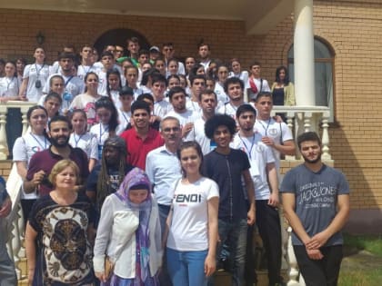 Во 2-й день  Международного  молодежного  образовательного форума «Кюре-2019. Поколение лидеров»  количество гостей  увеличилось до  300 человек
