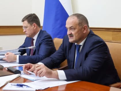 Александр Новак и Сергей Меликов провели совещание по развитию энергетики и ЖКХ в Дагестане