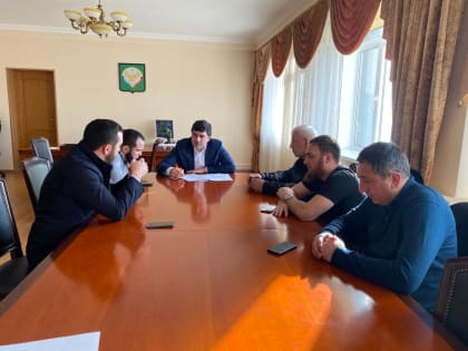 По поручению и.о главы Новолакского района Сулеймана Рамазанова на переселенческой территории начат анализ состояния энергооборудования