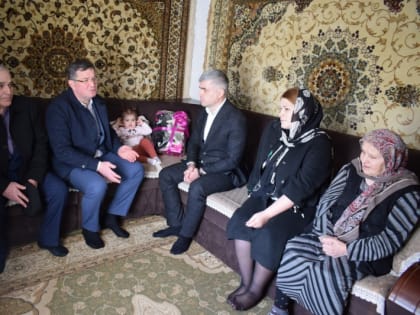 Подарили детям погибших военнослужащих подарки к новому году