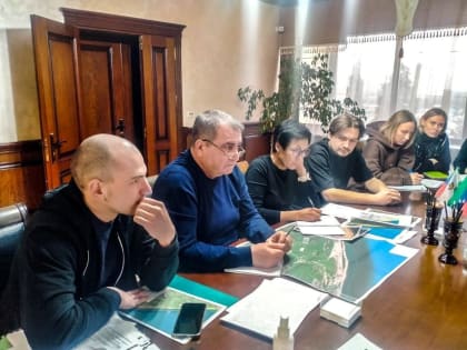 Мавсум Рагимов провел рабочую встречу с главным архитектором ООО «Мирпроект»