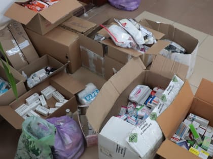 Медицинские препараты и продукты питания отправил Хасавюрт в зону спецоперации