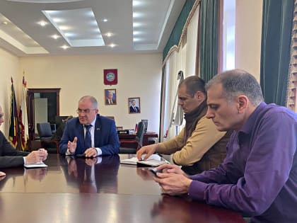 Вопросы внедрения электронного документооборота обсудили на совещании у и.о. ректора ДГМУ