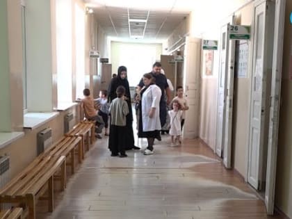 После вспышки ОКИ в Буйнакске 60 пациентов еще находятся в стационаре, домой выписан 171 человек