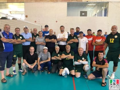 Команда дагестанских волейболистов-ветеранов стала призером чемпионата России