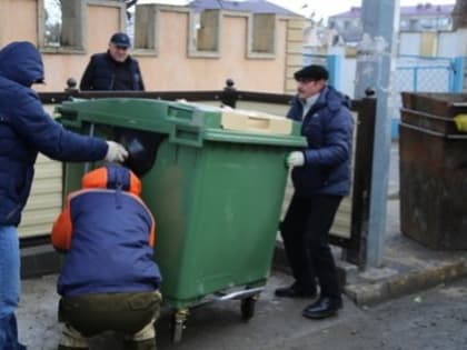 Жители Дербента раскритиковали мэрию за нерешенные проблемы с мусором