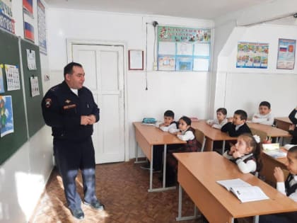 С учащимися Атланаульской гимназии была проведена беседа в целях профилактики детского дорожного транспортного травматизма