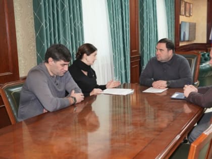 Глава Хасавюртовского района провел  совещание по вопросам  эпидемиологической  ситуации и хода вакцинации в муниципалитете