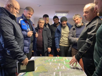 Представители администрации г. Махачкалы встретились с жителями посёлка Новый Хушет